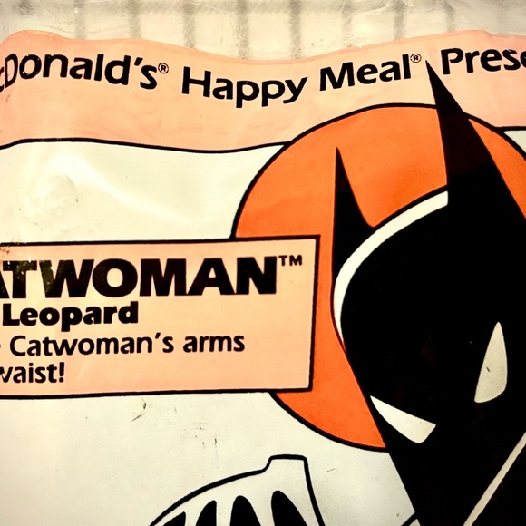 VINTAGE “CATWOMEN & LEOPARD” / McDONALD’S HAPPY MEAL PROMO, CIRCA 1993… - Picture 3 of 4
